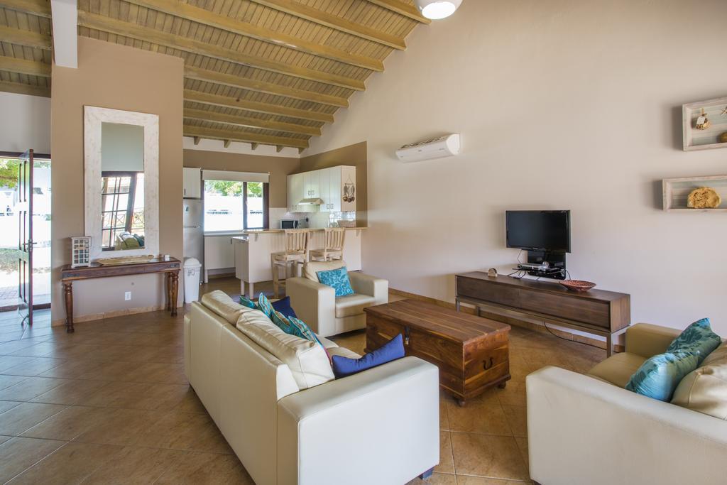 Blue Bay Bungalows ภายนอก รูปภาพ