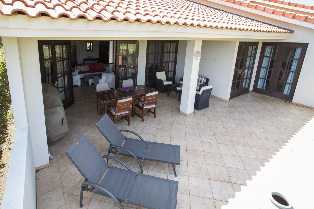 Blue Bay Bungalows ภายนอก รูปภาพ